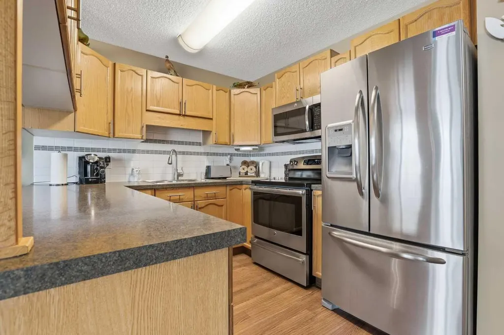 11 Macewan Park Heights NW Calgary AB T3K3W6
