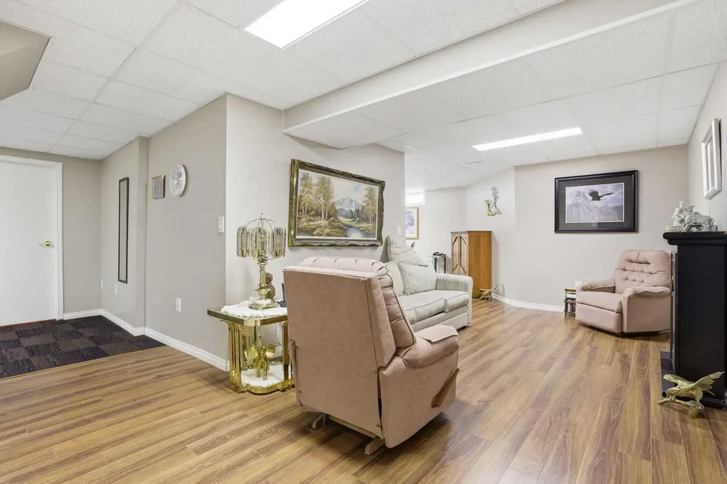 11 Macewan Park Heights NW Calgary AB T3K3W6