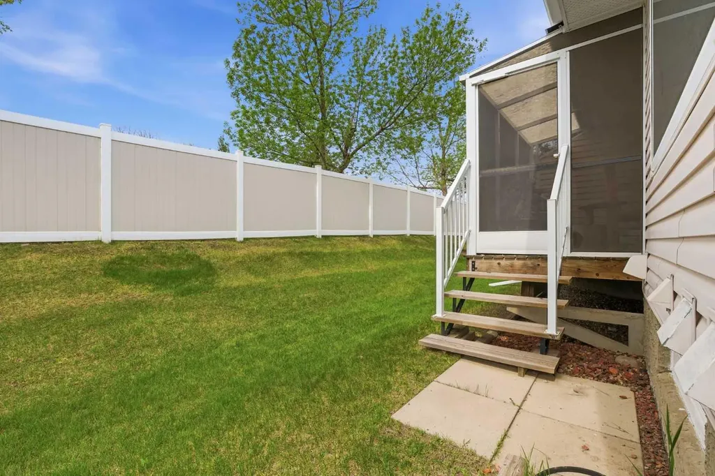 11 Macewan Park Heights NW Calgary AB T3K3W6