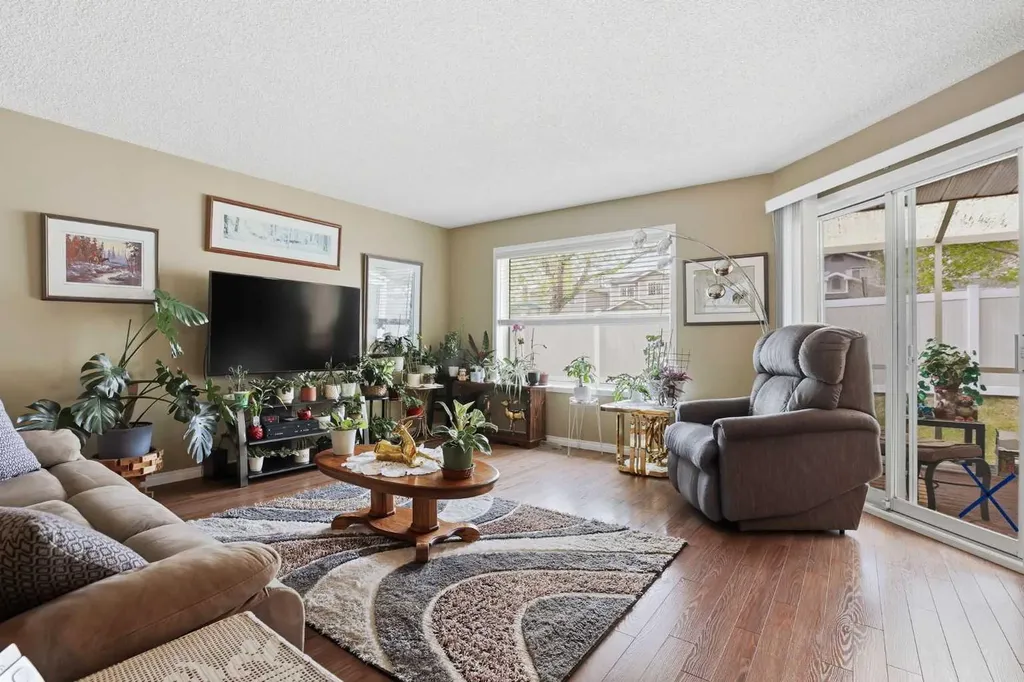 11 Macewan Park Heights NW Calgary AB T3K3W6