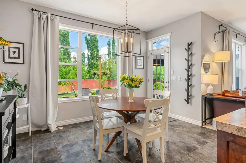 194 Brightonstone Bay SE Calgary AB T2Z 4W4