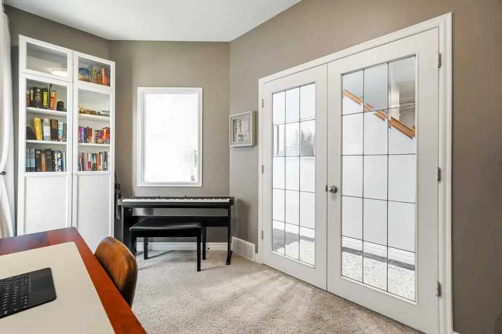 194 Brightonstone Bay SE Calgary AB T2Z 4W4