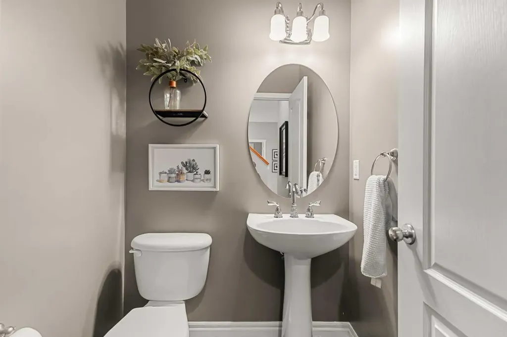 194 Brightonstone Bay SE Calgary AB T2Z 4W4