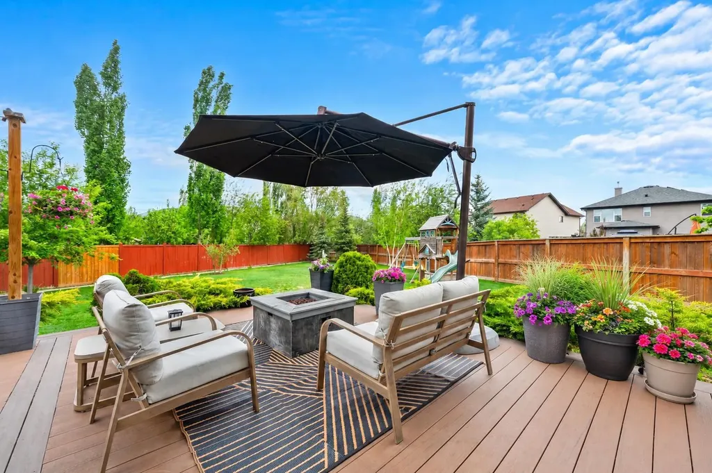 194 Brightonstone Bay SE Calgary AB T2Z 4W4