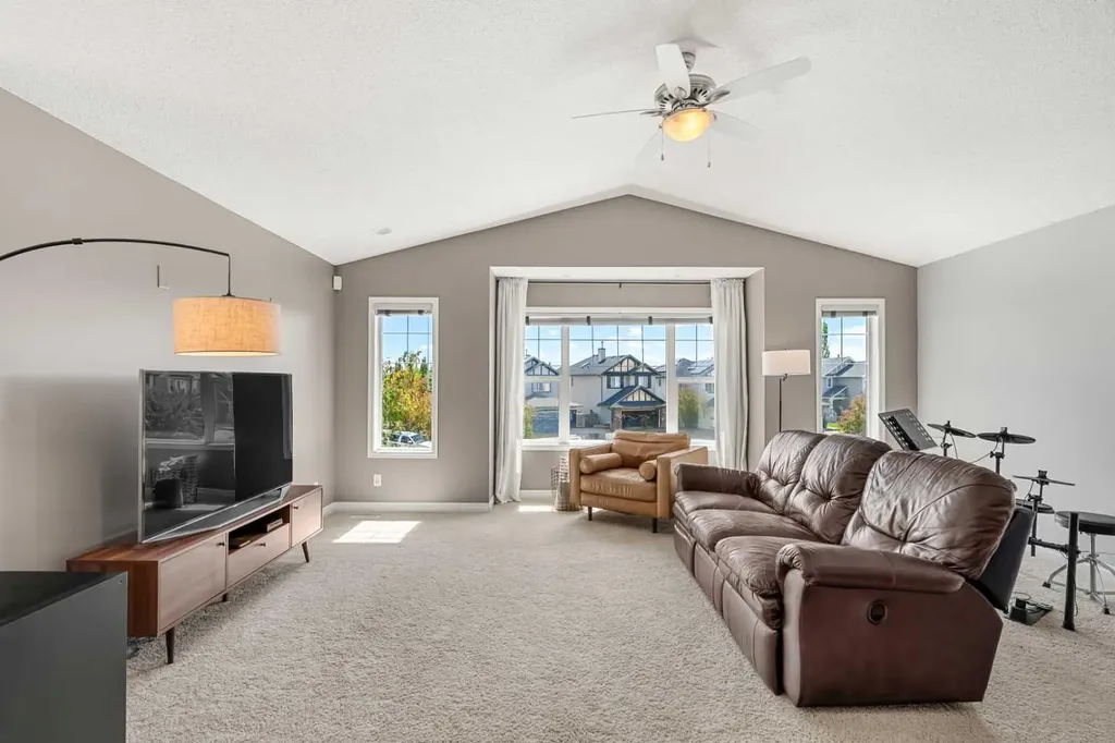 194 Brightonstone Bay SE Calgary AB T2Z 4W4