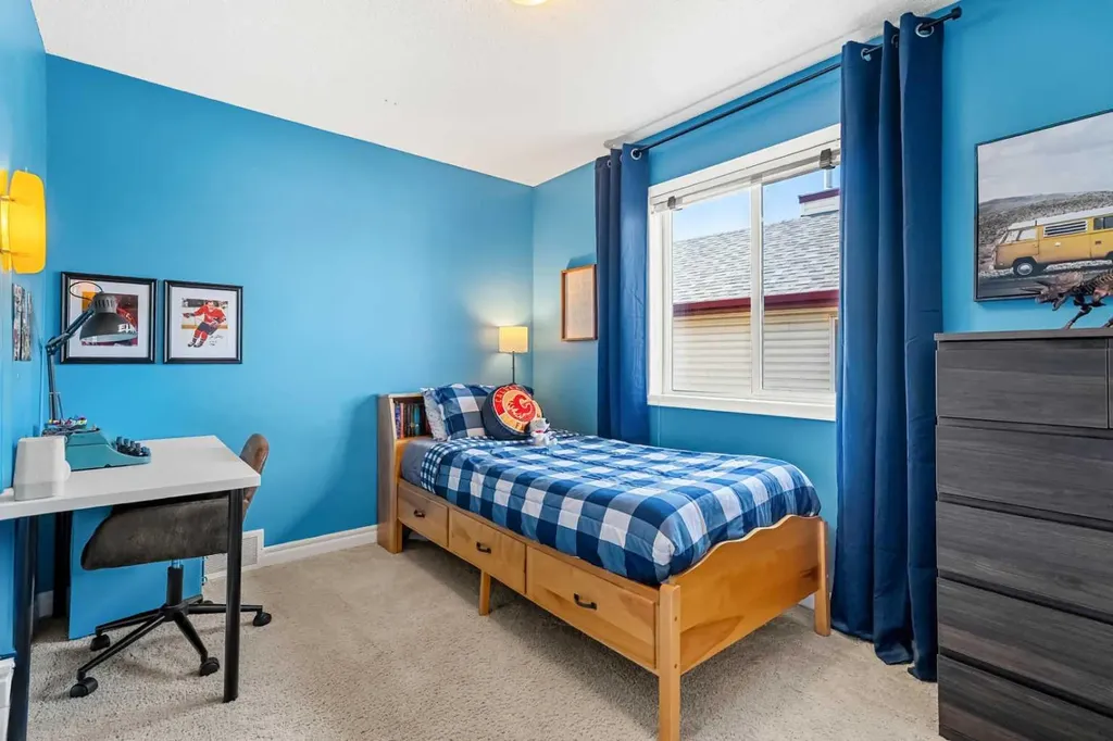 194 Brightonstone Bay SE Calgary AB T2Z 4W4