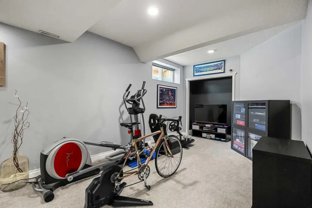 194 Brightonstone Bay SE Calgary AB T2Z 4W4