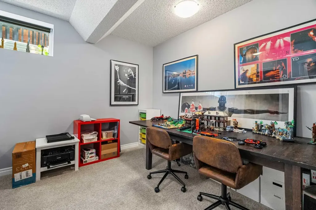 194 Brightonstone Bay SE Calgary AB T2Z 4W4