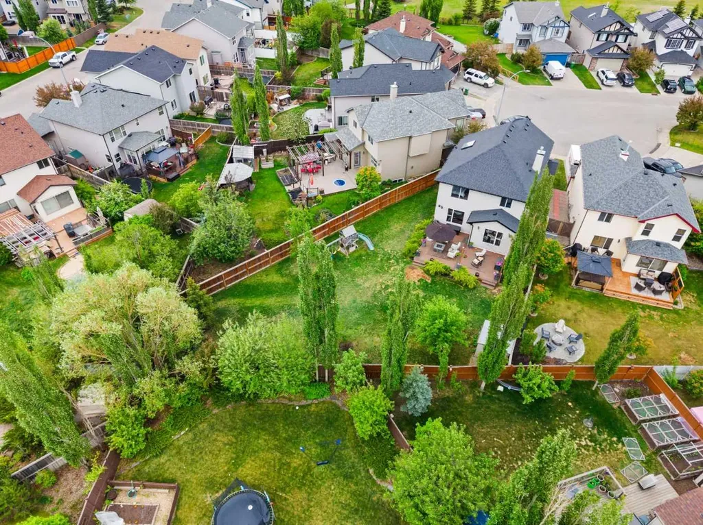 194 Brightonstone Bay SE Calgary AB T2Z 4W4