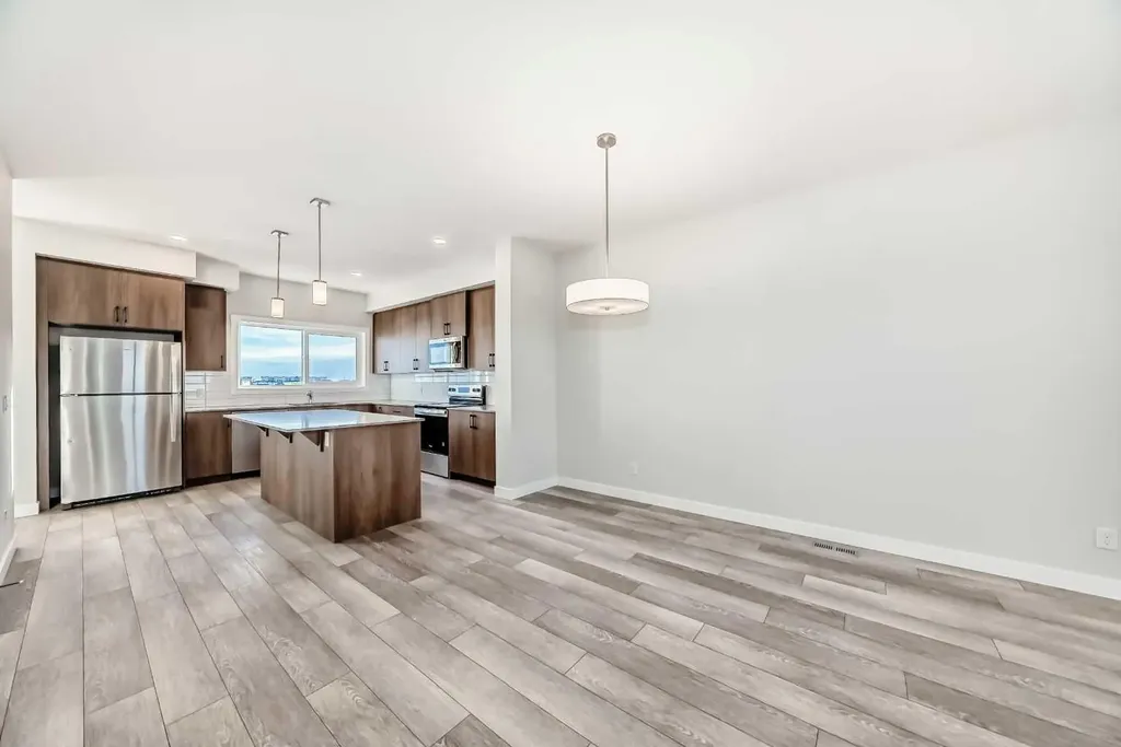 241 Bridgeport Gate Chestermere AB T1X 0B5