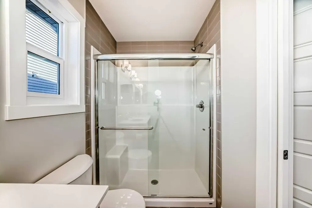 241 Bridgeport Gate Chestermere AB T1X 0B5