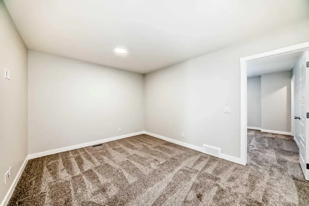 241 Bridgeport Gate Chestermere AB T1X 0B5
