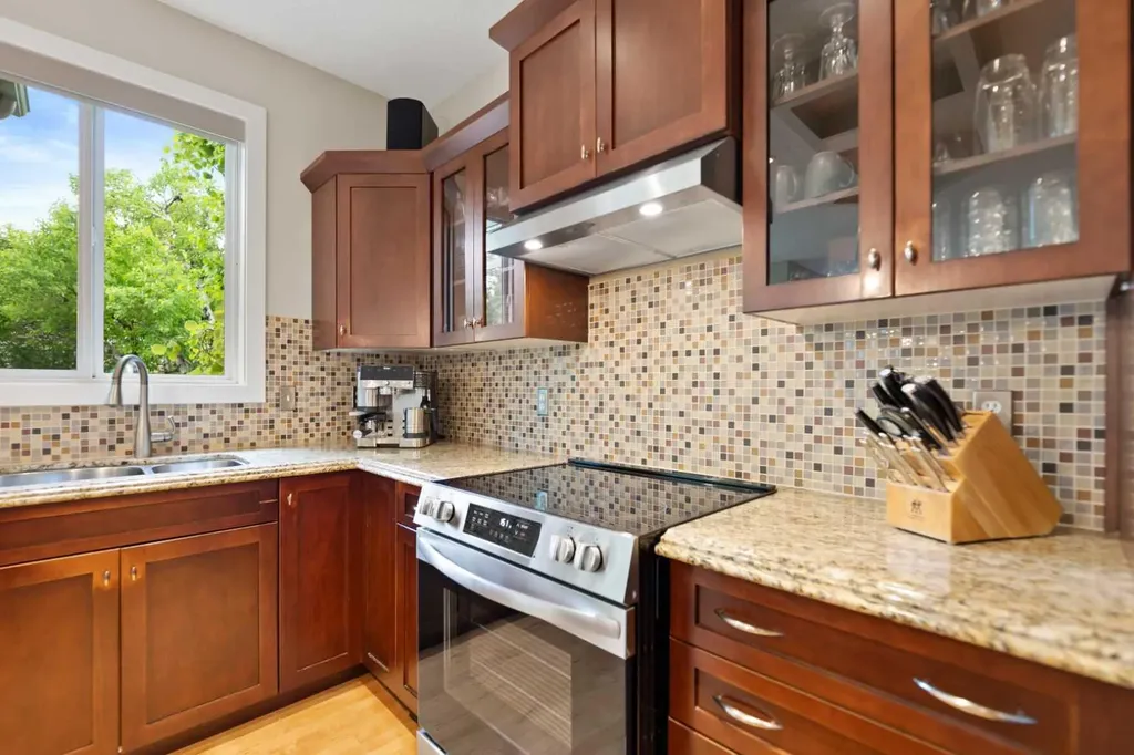 49 Wentworth Mews SW Calgary AB T3H 5K3