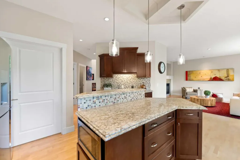 49 Wentworth Mews SW Calgary AB T3H 5K3