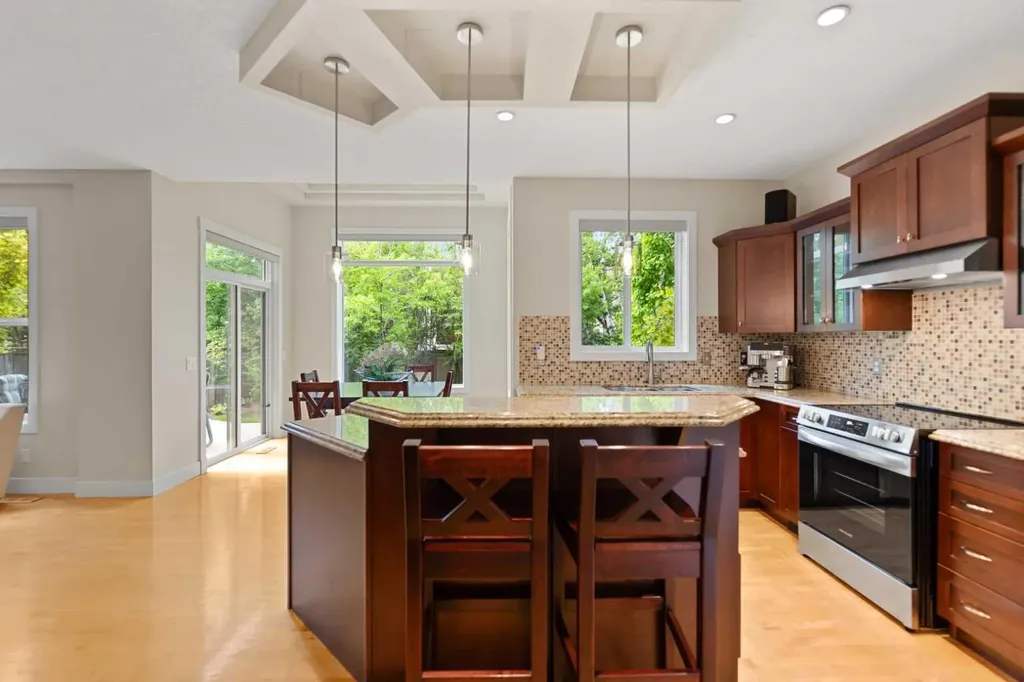 49 Wentworth Mews SW Calgary AB T3H 5K3