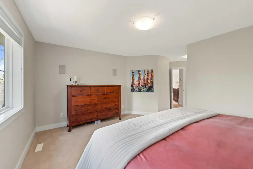 49 Wentworth Mews SW Calgary AB T3H 5K3