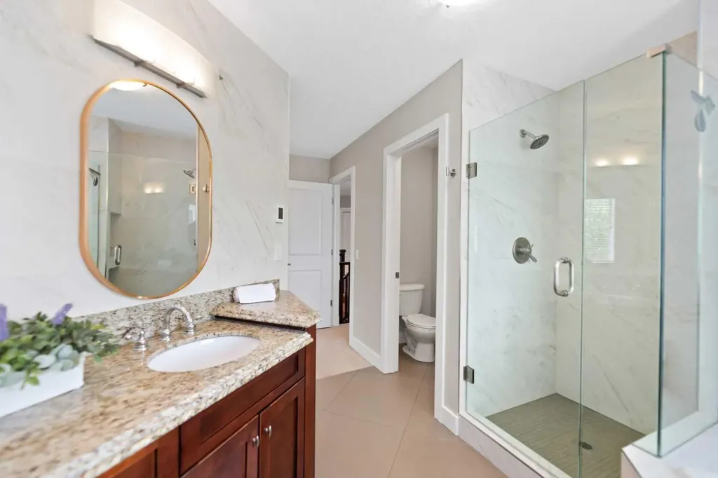 49 Wentworth Mews SW Calgary AB T3H 5K3