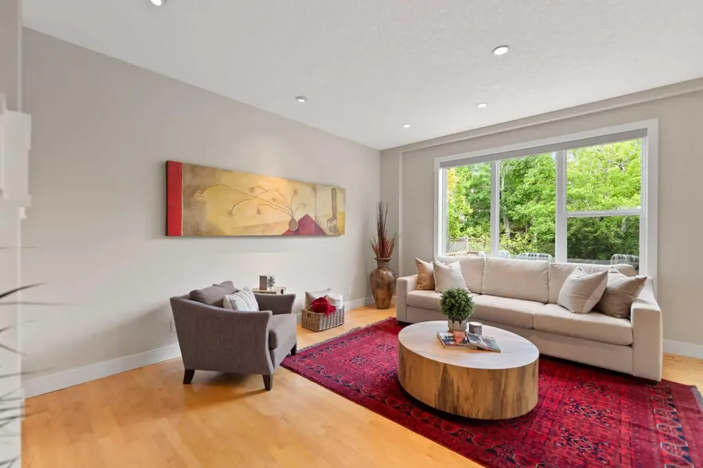 49 Wentworth Mews SW Calgary AB T3H 5K3