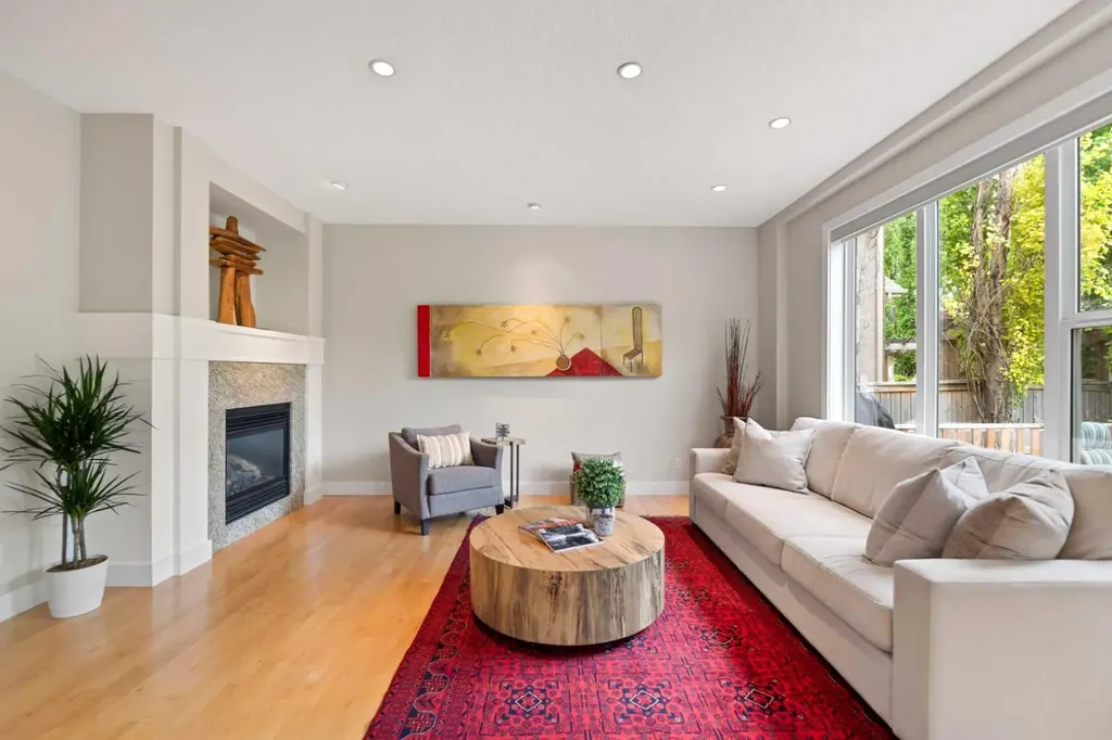 49 Wentworth Mews SW Calgary AB T3H 5K3