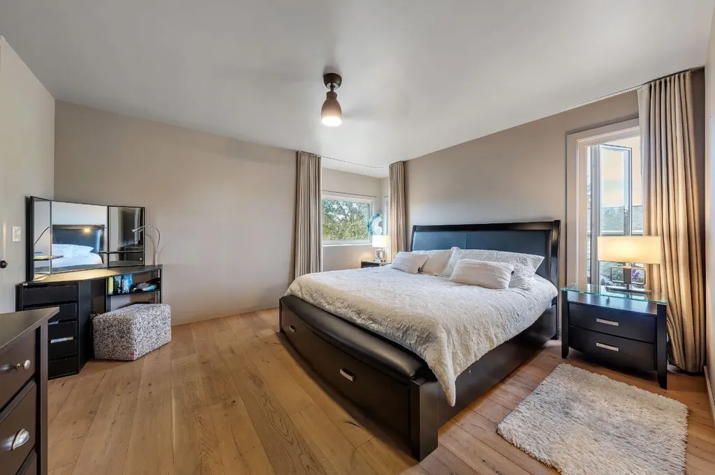 7 Deerwood Road SE Calgary AB T2J 6L2