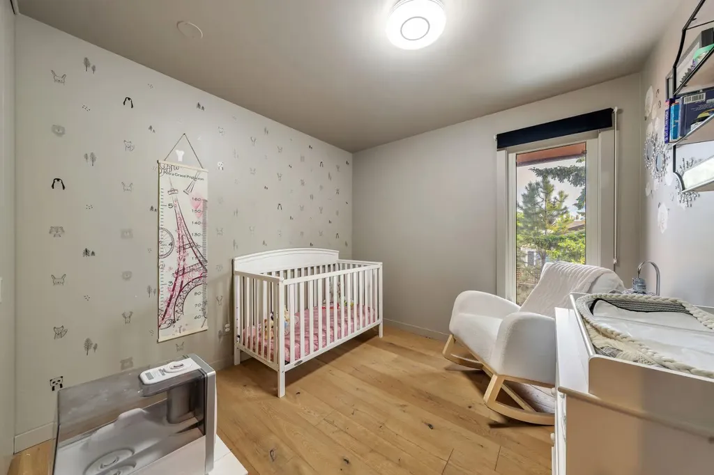 7 Deerwood Road SE Calgary AB T2J 6L2