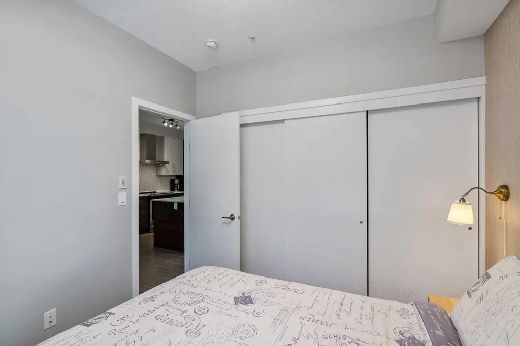 122 Mahogany Centre SE Calgary AB T3M 2Y1