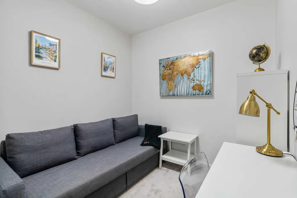 122 Mahogany Centre SE Calgary AB T3M 2Y1