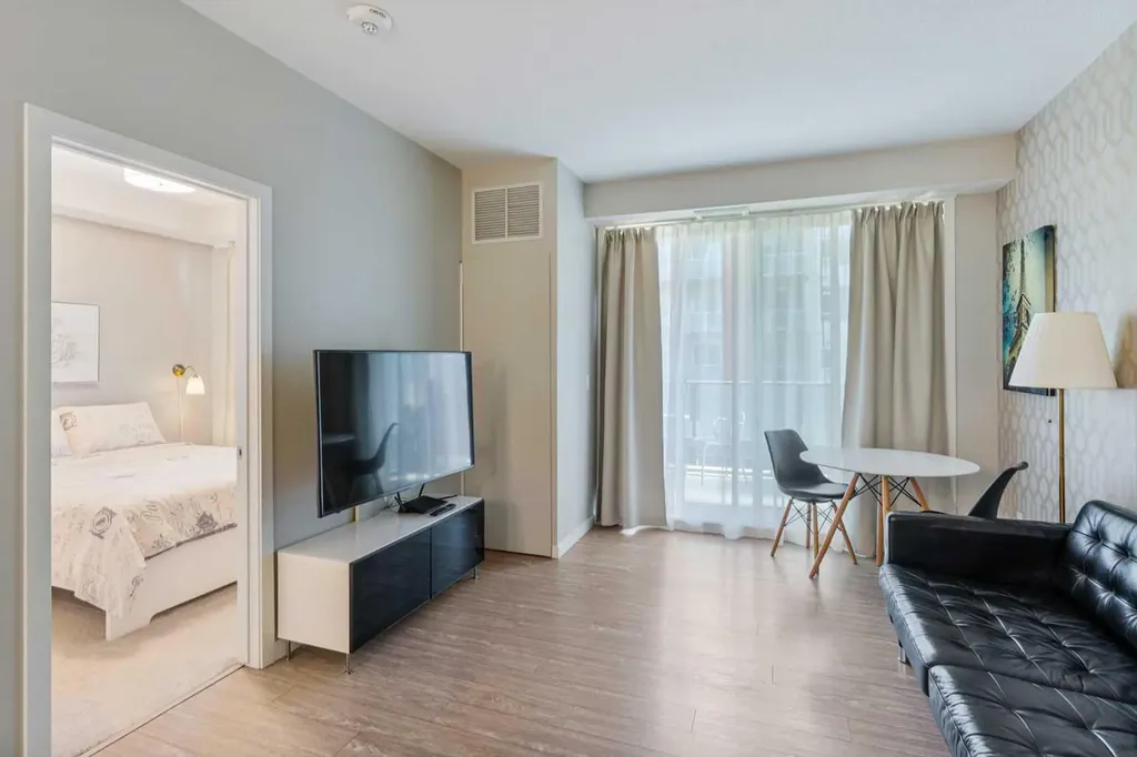 122 Mahogany Centre SE Calgary AB T3M 2Y1