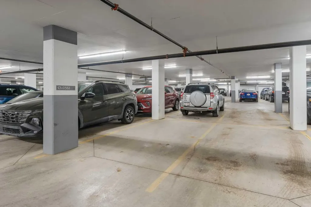 122 Mahogany Centre SE Calgary AB T3M 2Y1
