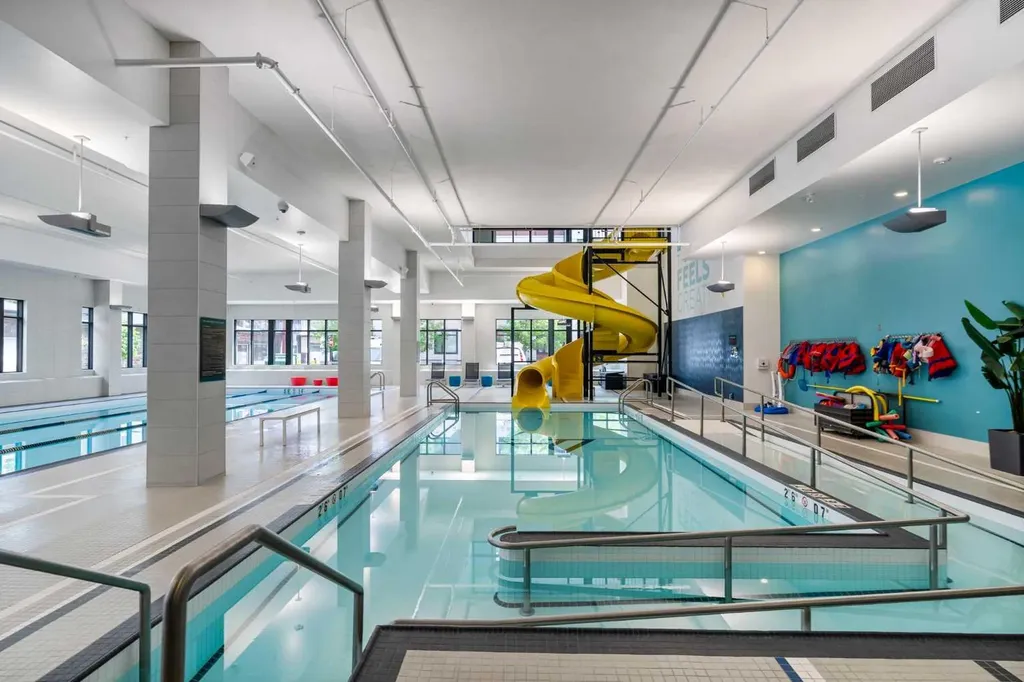 122 Mahogany Centre SE Calgary AB T3M 2Y1