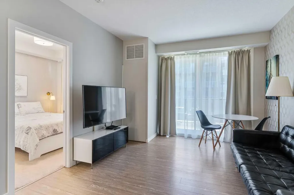 122 Mahogany Centre SE Calgary AB T3M 2Y1