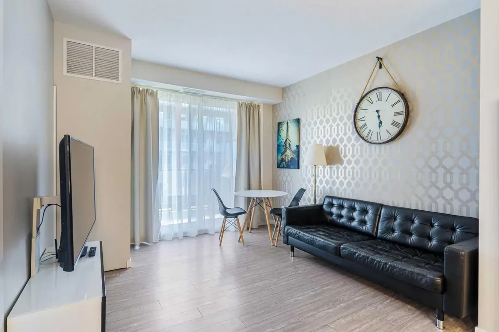 122 Mahogany Centre SE Calgary AB T3M 2Y1