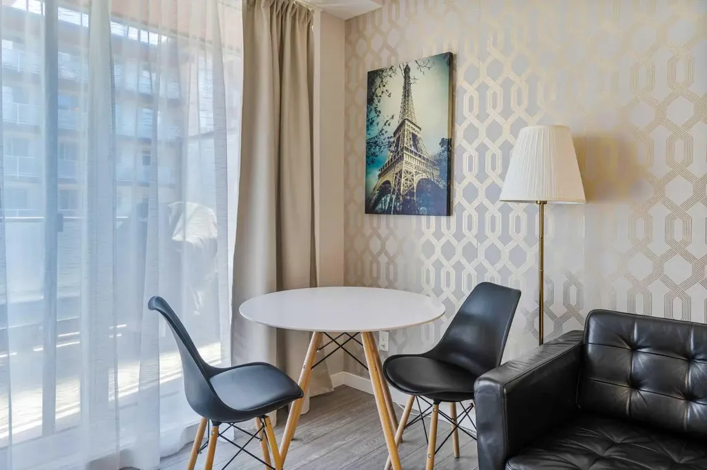 122 Mahogany Centre SE Calgary AB T3M 2Y1