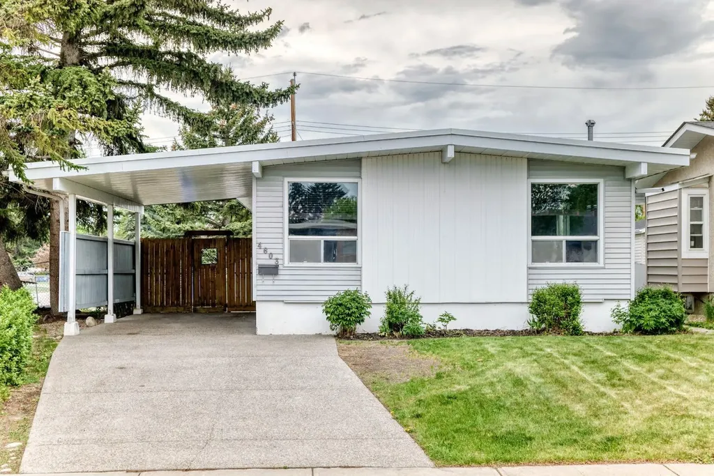 4603 41 Street NW Calgary AB T3A 0N4