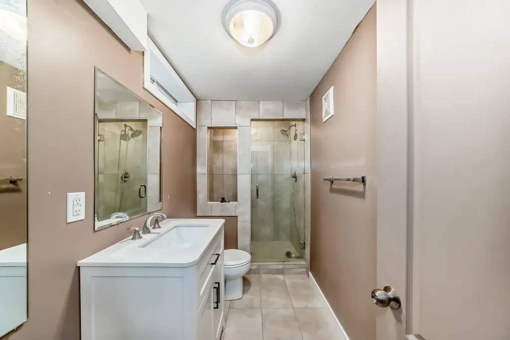 4603 41 Street NW Calgary AB T3A 0N4