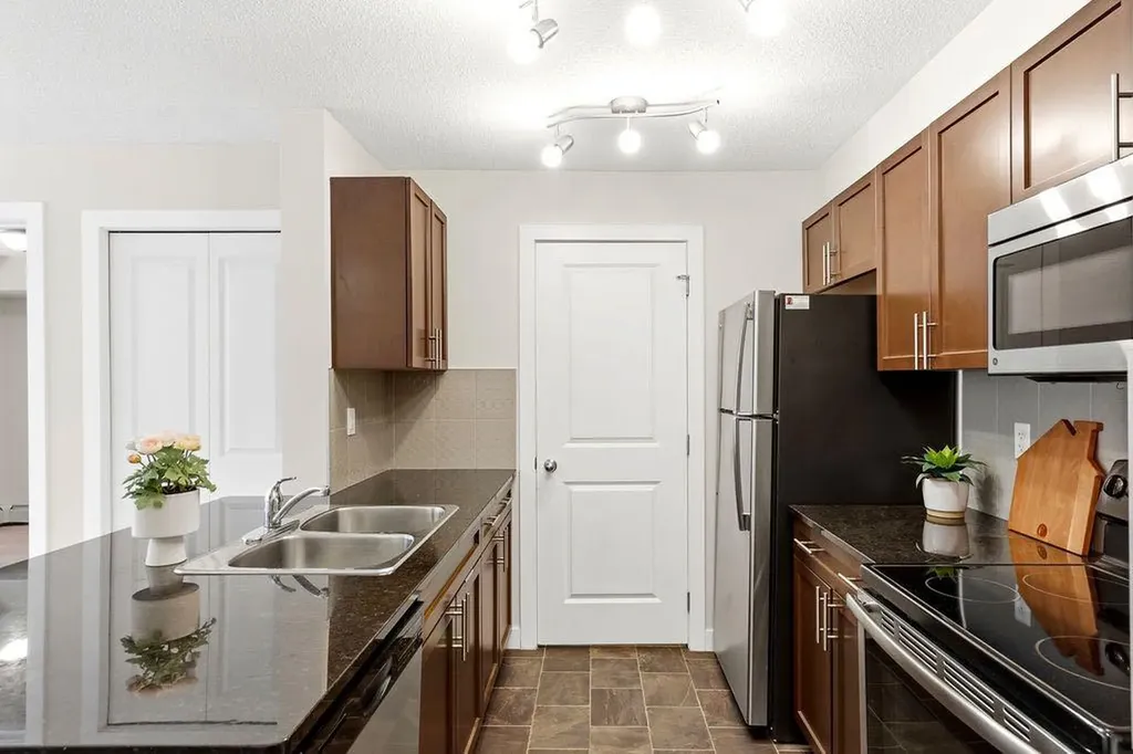 625 Glenbow Drive Cochrane AB T4C0S9