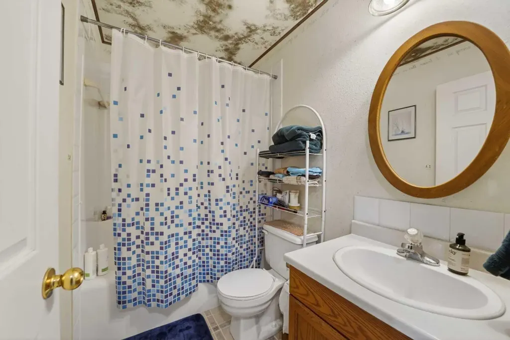 621 5 Avenue SW Sundre AB T0M 0X0