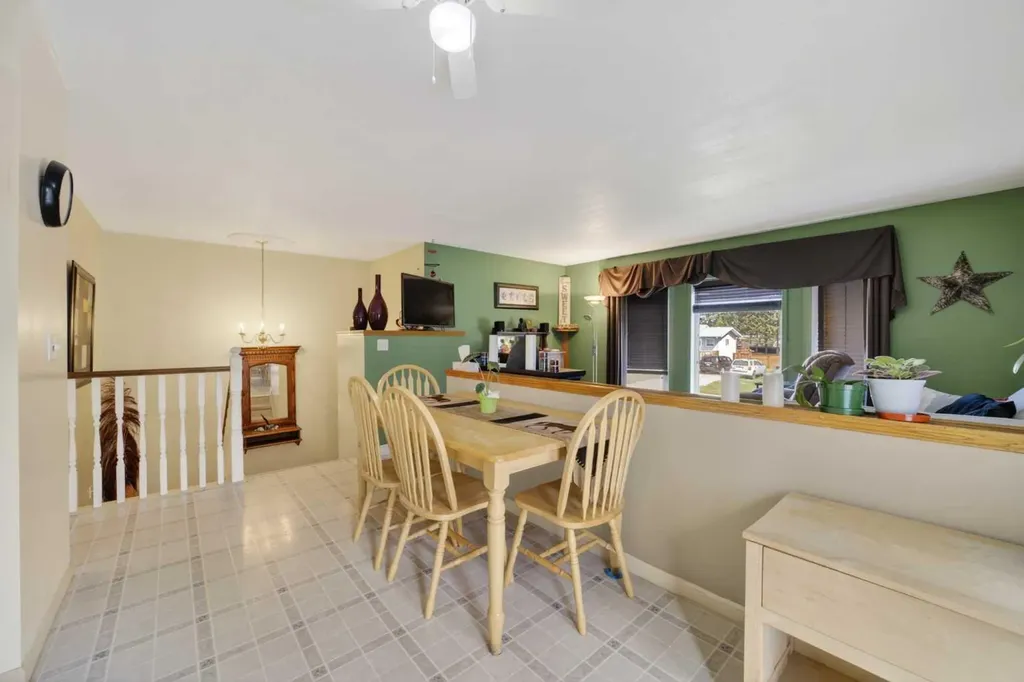 621 5 Avenue SW Sundre AB T0M 0X0