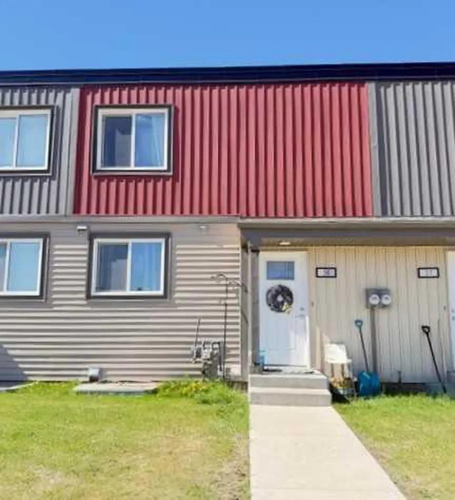 608 Main Street NW Slave Lake AB T0G 2A4