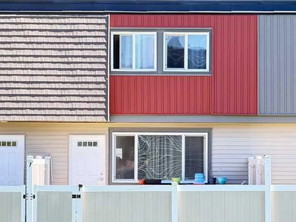 608 Main Street NW Slave Lake AB T0G 2A4