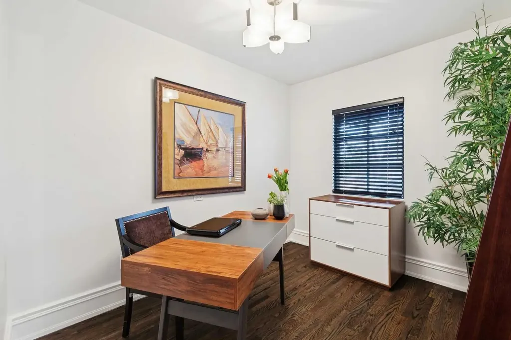 2814 14 Street SW Calgary AB T2T 3V4