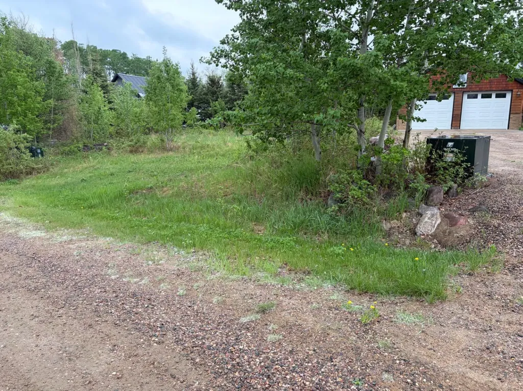207 Lakeview Drive Lac Des Iles SK S0M 1A0