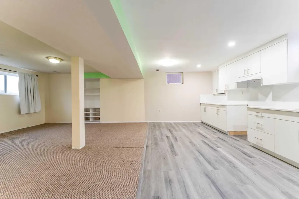 44 Whiteridge Place NE Calgary AB T1Y 2Y6
