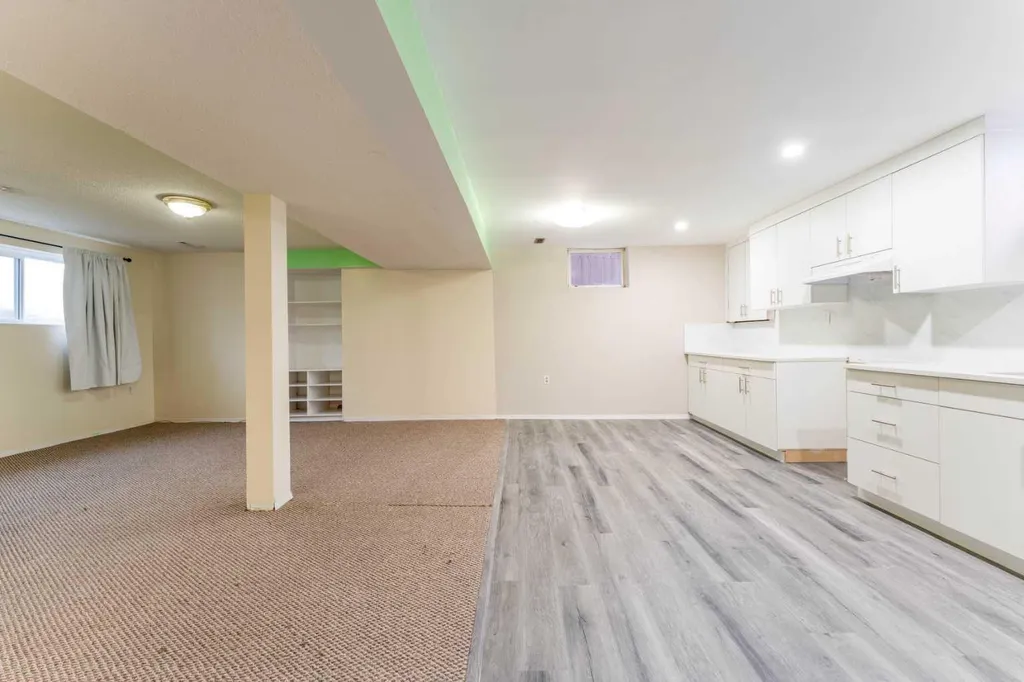 44 Whiteridge Place NE Calgary AB T1Y 2Y6
