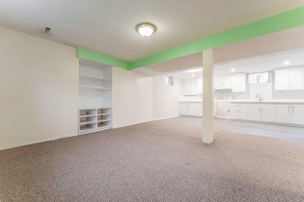 44 Whiteridge Place NE Calgary AB T1Y 2Y6