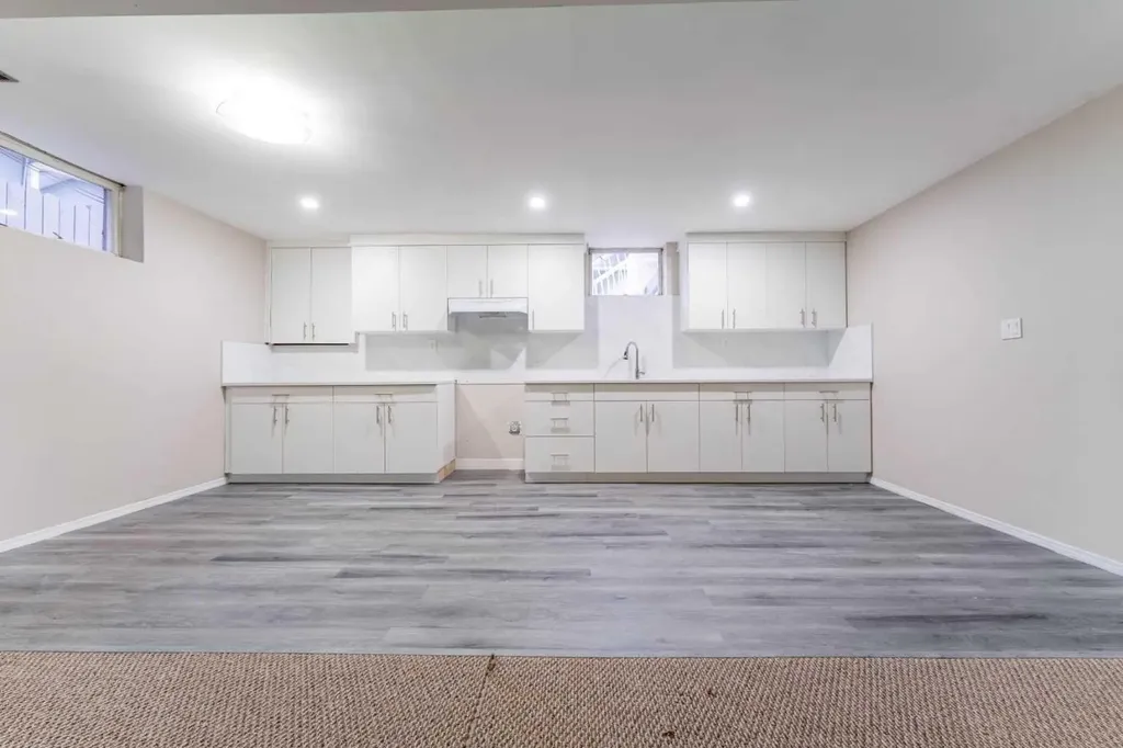 44 Whiteridge Place NE Calgary AB T1Y 2Y6