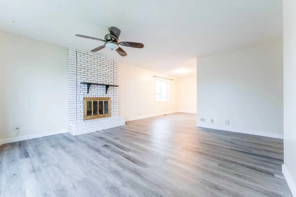 44 Whiteridge Place NE Calgary AB T1Y 2Y6