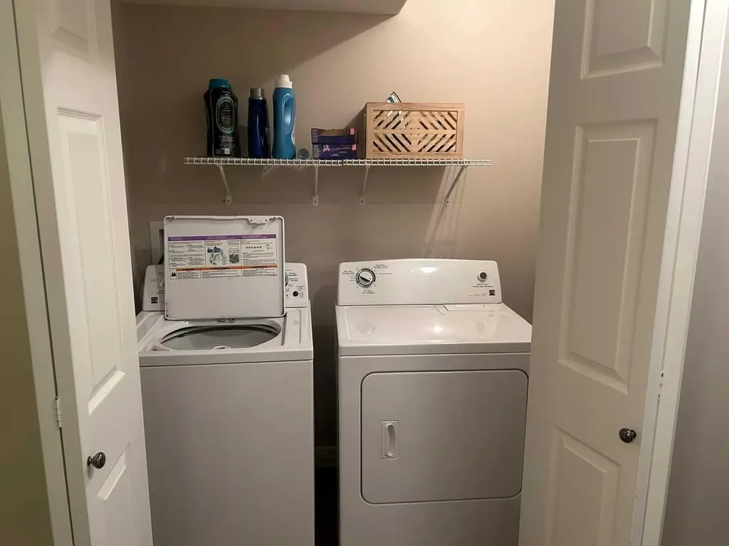 312 4 Avenue NW Medicine Hat AB T1A1Z1