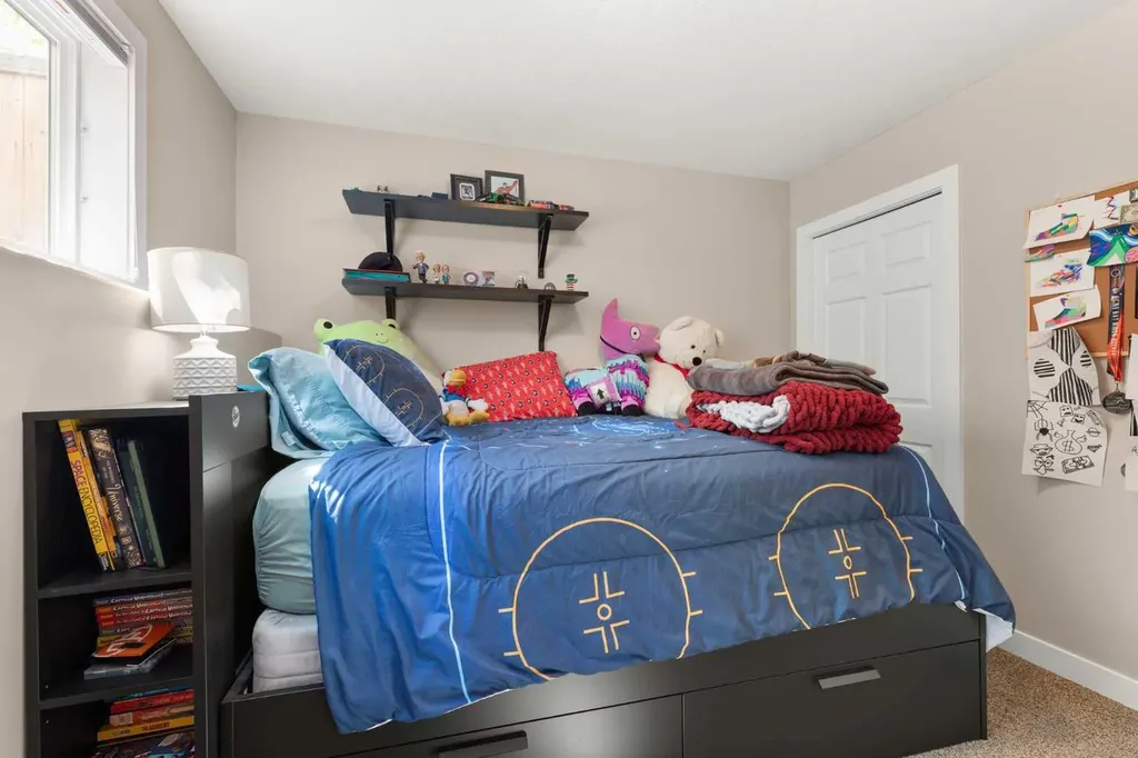 312 4 Avenue NW Medicine Hat AB T1A1Z1