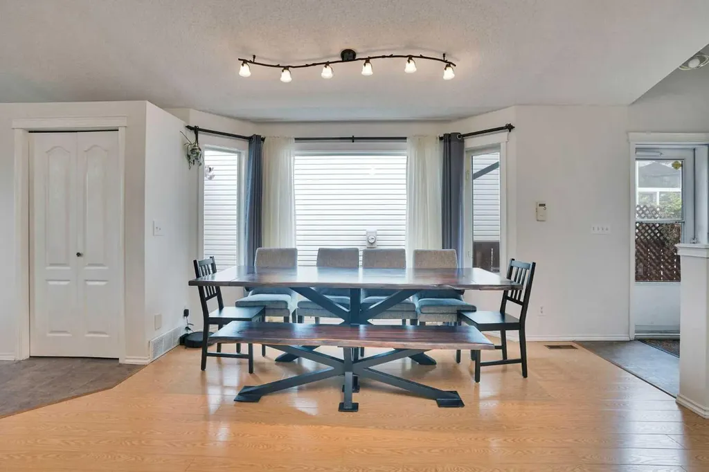 921 Arbour Lake Road NW Calgary AB T3G 4S9